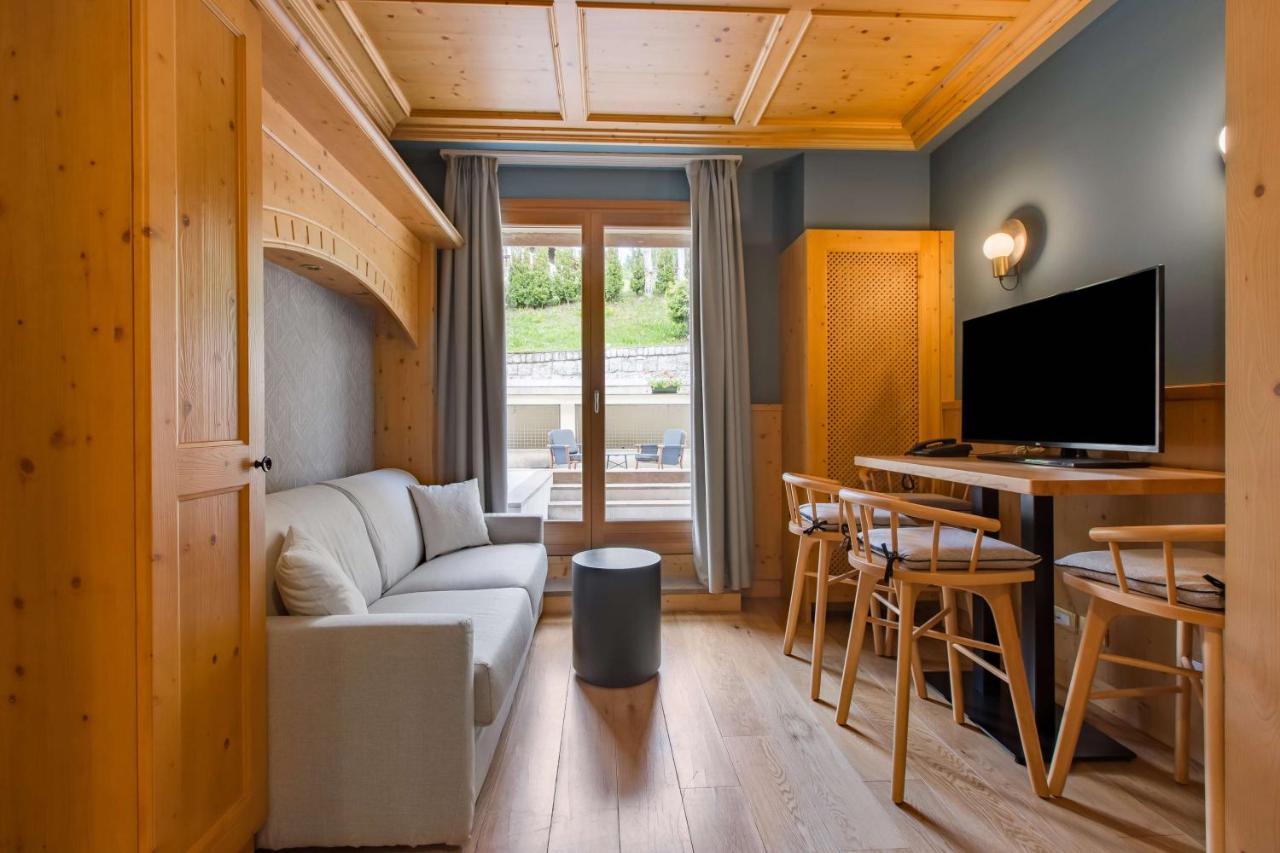Radisson Residences Savoia Palace Cortina dʼAmpezzo Eksteriør billede