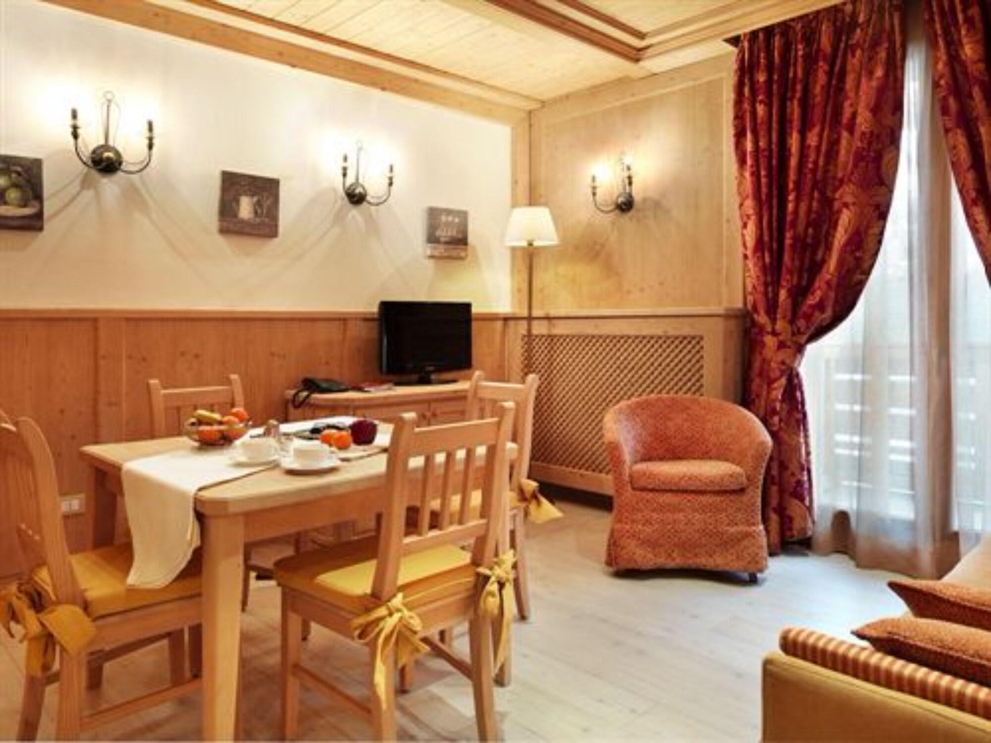 Radisson Residences Savoia Palace Cortina dʼAmpezzo Eksteriør billede