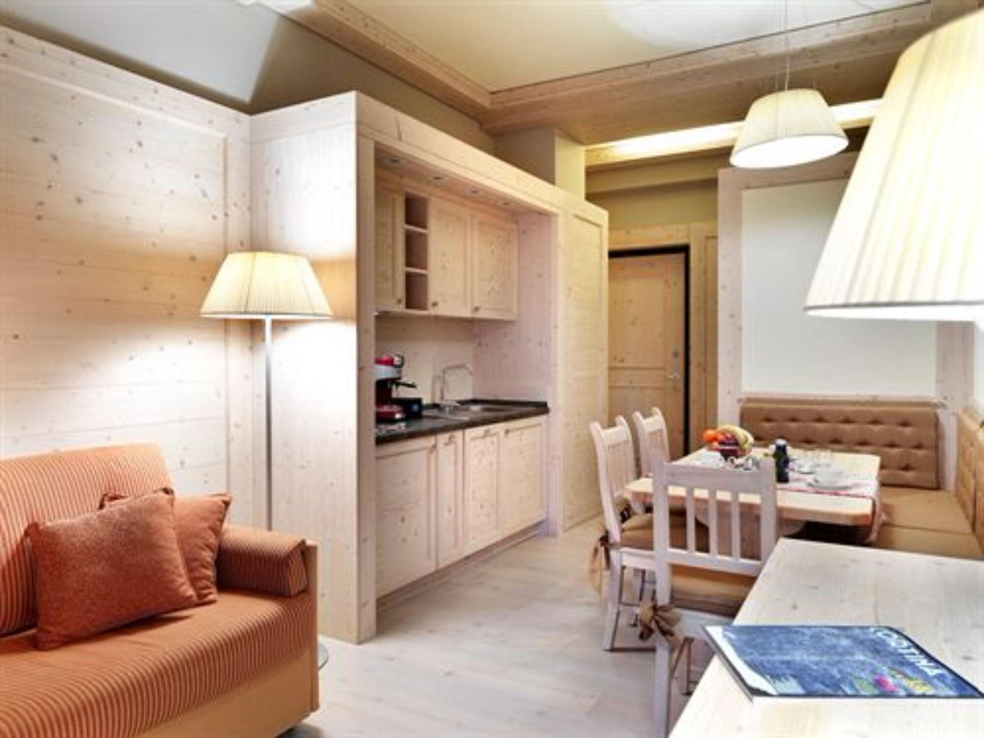 Radisson Residences Savoia Palace Cortina dʼAmpezzo Eksteriør billede